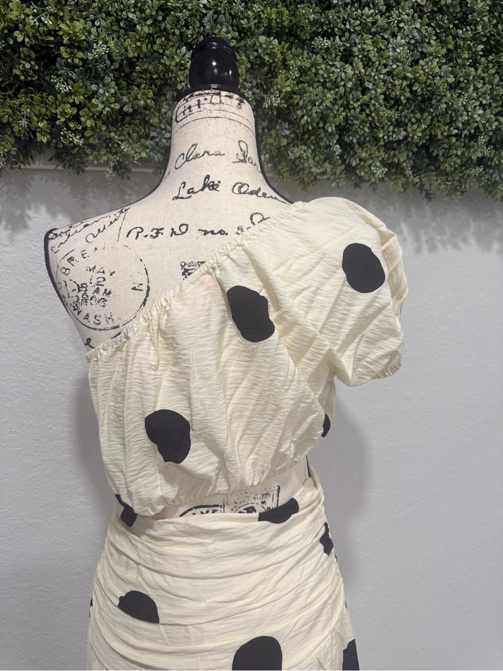 One-Shoulder Cream Maxi Dress with Black Polka Dots - Picture 6 of 7